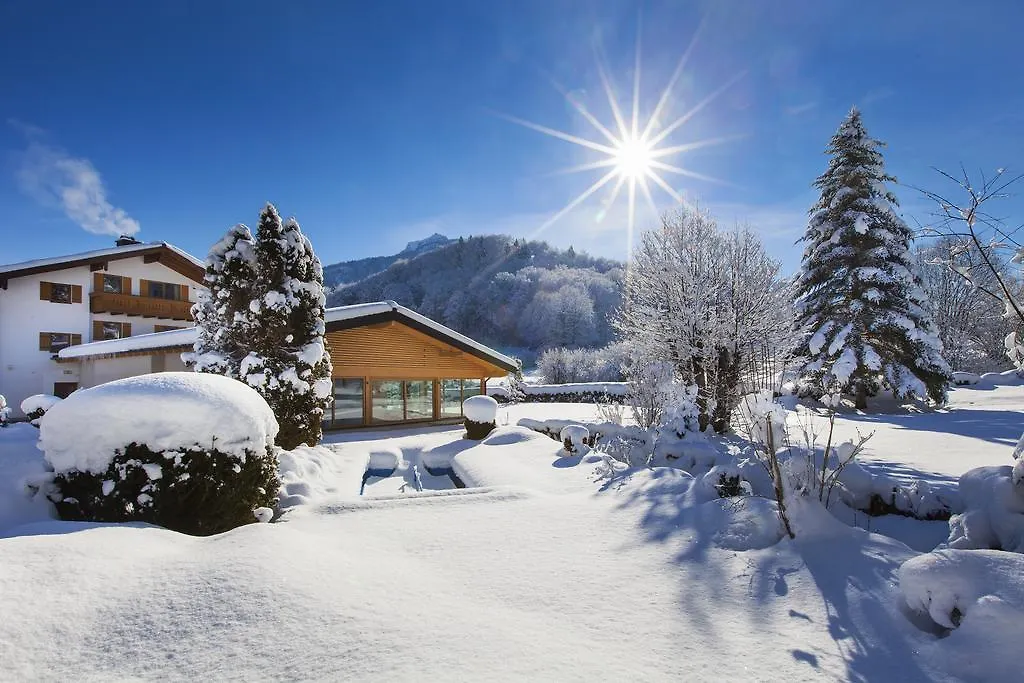 Ferienwohnungen Weiherbach - Hallenbad Berchtesgaden